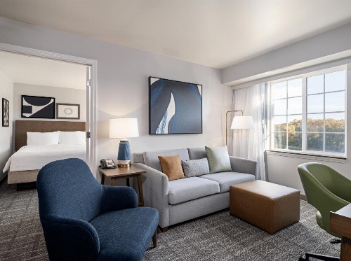 Staybridge Suites Rochester University image 4